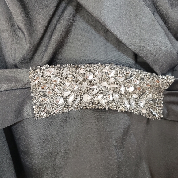 JS Boutique Metalic Grey Dress - Picture 2 of 3